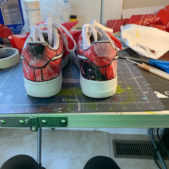 Hydro Dipped Bandana Air Force 1’s - Picture 4 of 4